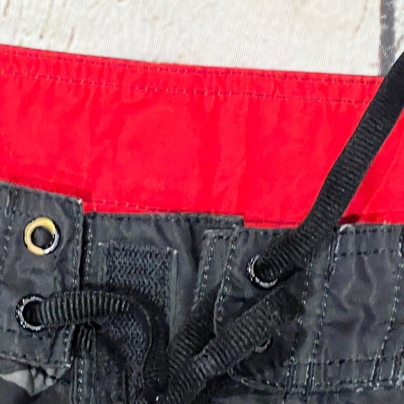 Quicksilver Summer Board Shorts Floral Bathing Suit Swim Trunks Men's - Picture 6 of 8